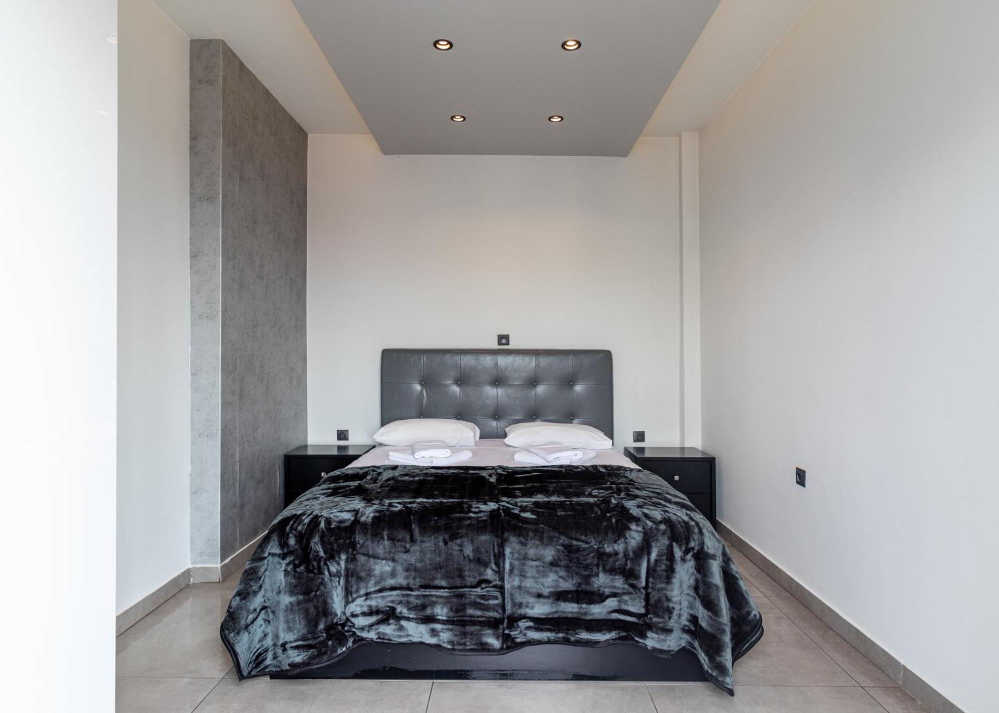 Raise Thessaloniki Avocado Suites ภายนอก รูปภาพ