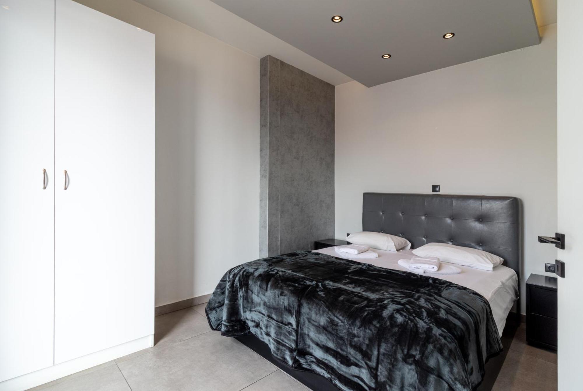 Raise Thessaloniki Avocado Suites ภายนอก รูปภาพ