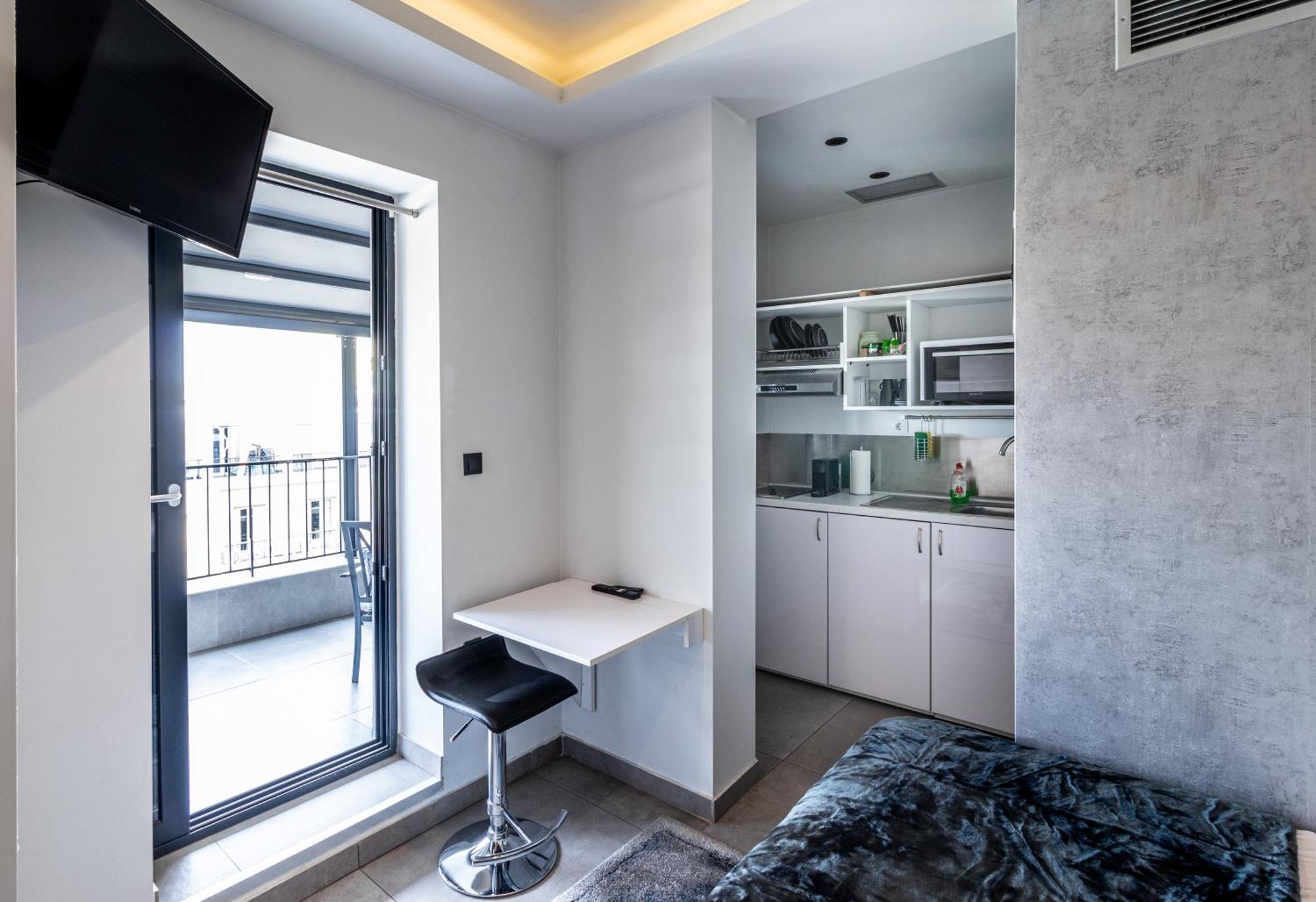 Raise Thessaloniki Avocado Suites ภายนอก รูปภาพ