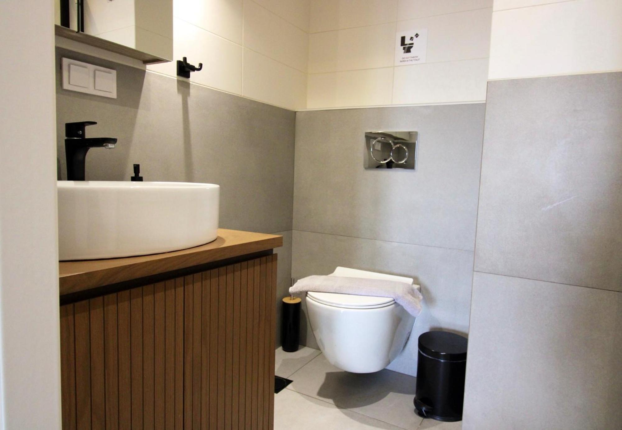 Raise Thessaloniki Avocado Suites ภายนอก รูปภาพ